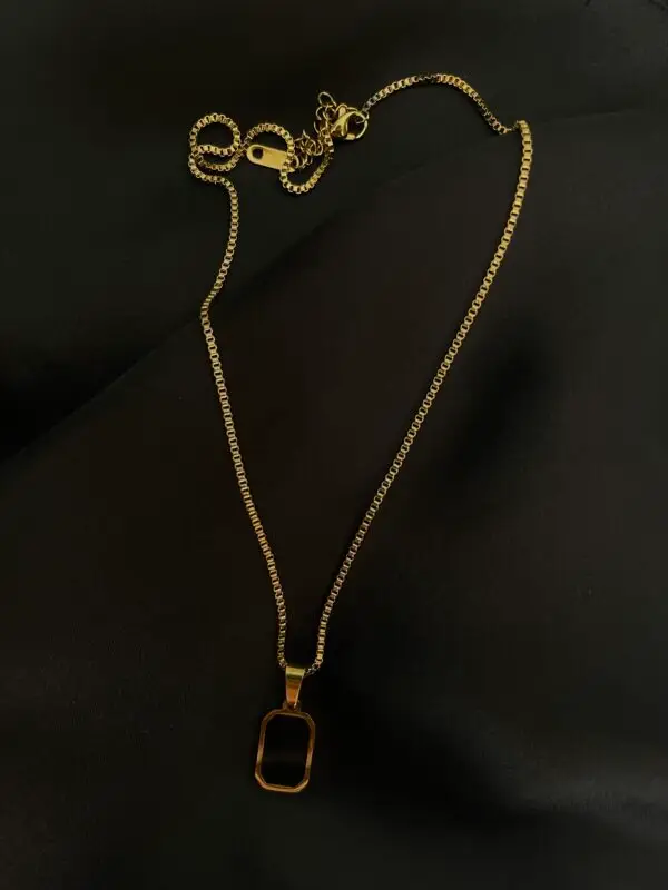 Dual-tone elegance necklace